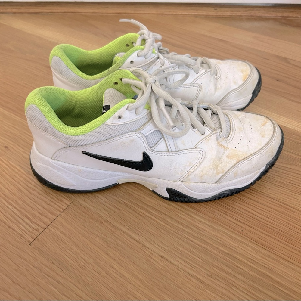 Nike Training Sneakers White Black Neon Size 5Y Women’s 6.5 Gym Shoes